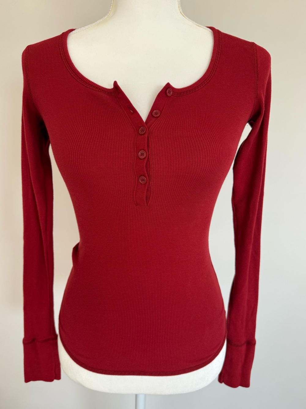 Skims Cotton Rib Scoop Neck Henley Red Small
